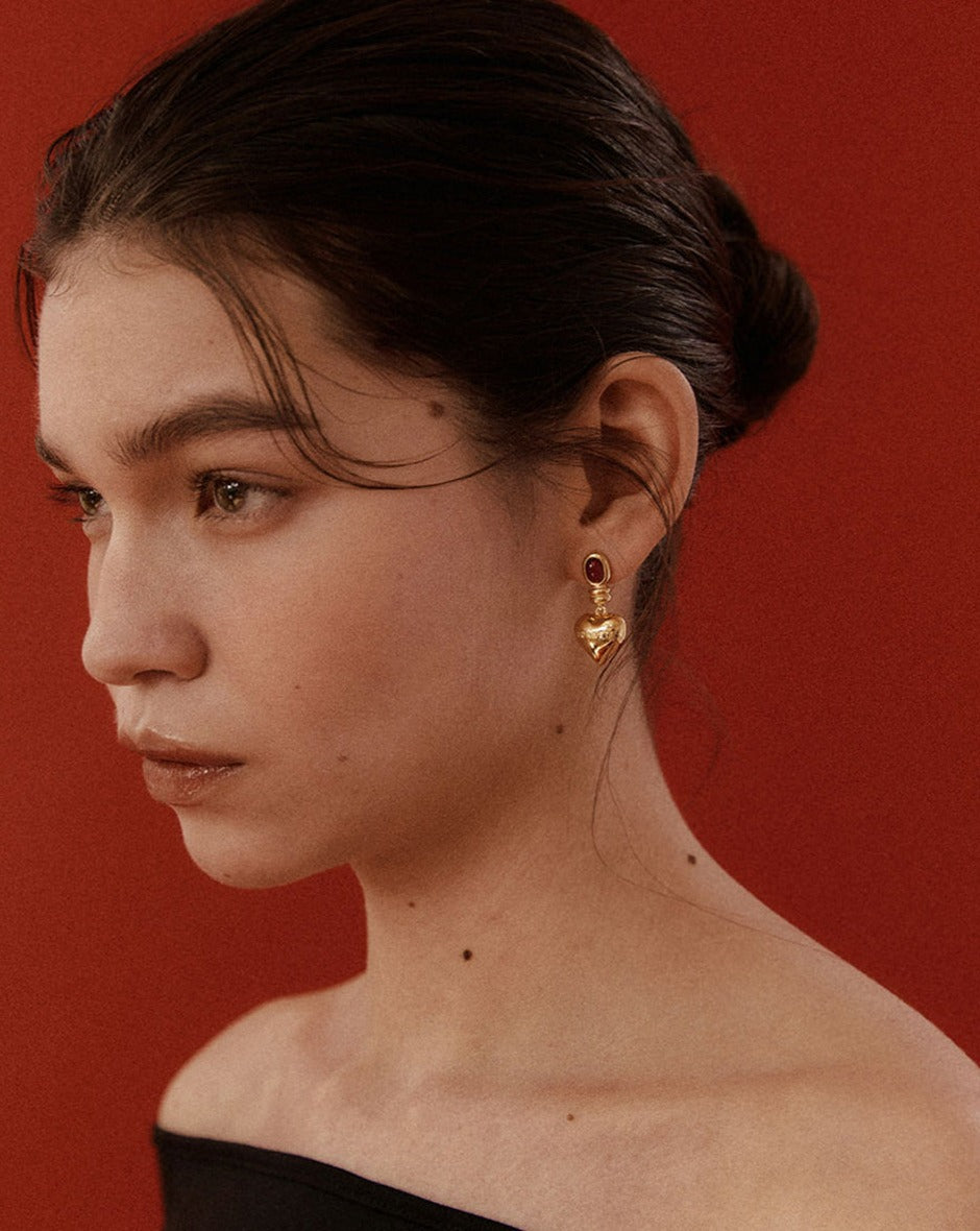 [BORNETE SEASON 24-001] Audrey in oval mozambic garnet earring