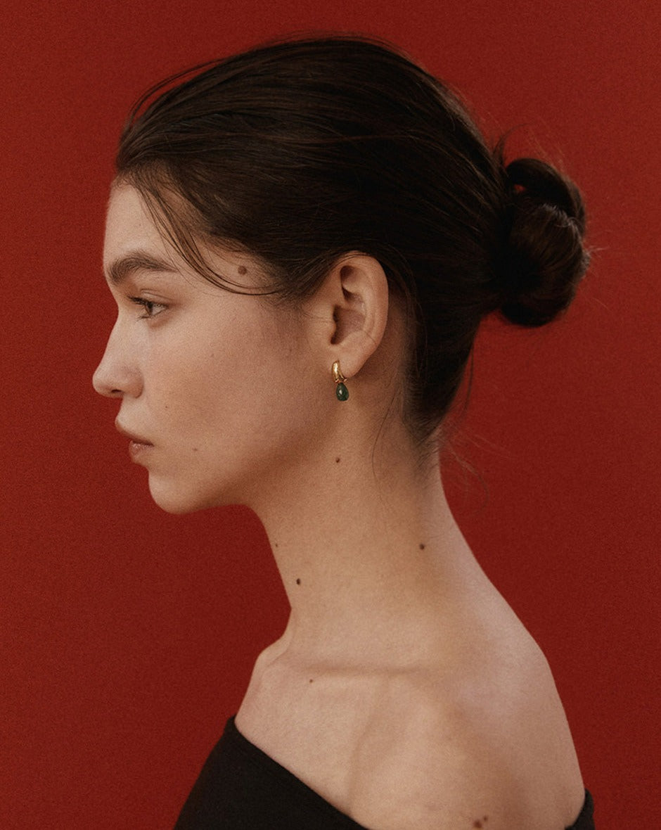 【BORNETE SEASON 24-004】Few flower earring( in Freated ruby, Onyx, Green aventyrine, Gray silver nite )