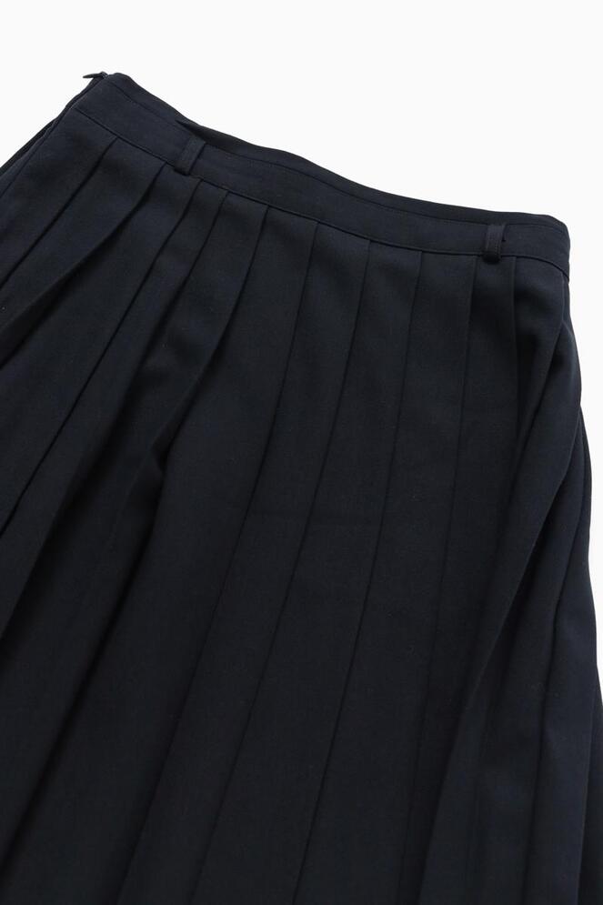 【MORE THAN YESTERDAY】Pleated Long Skirt