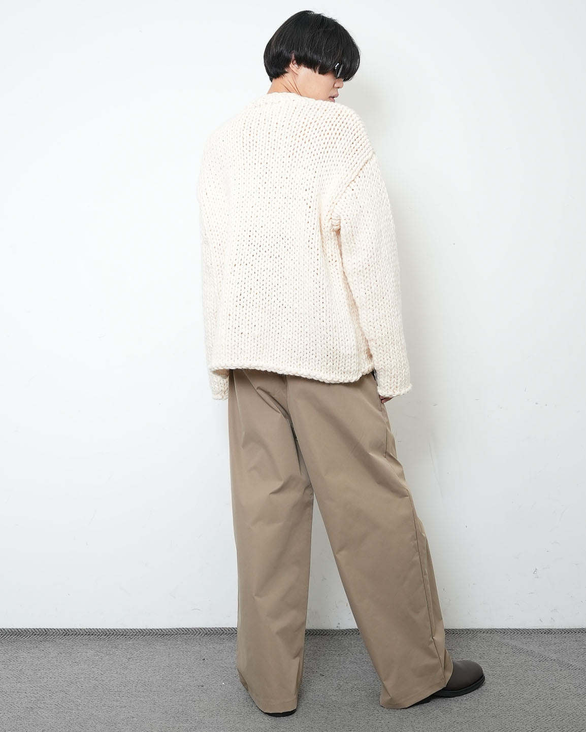 【HANDMADE】Shaggy Round Knit