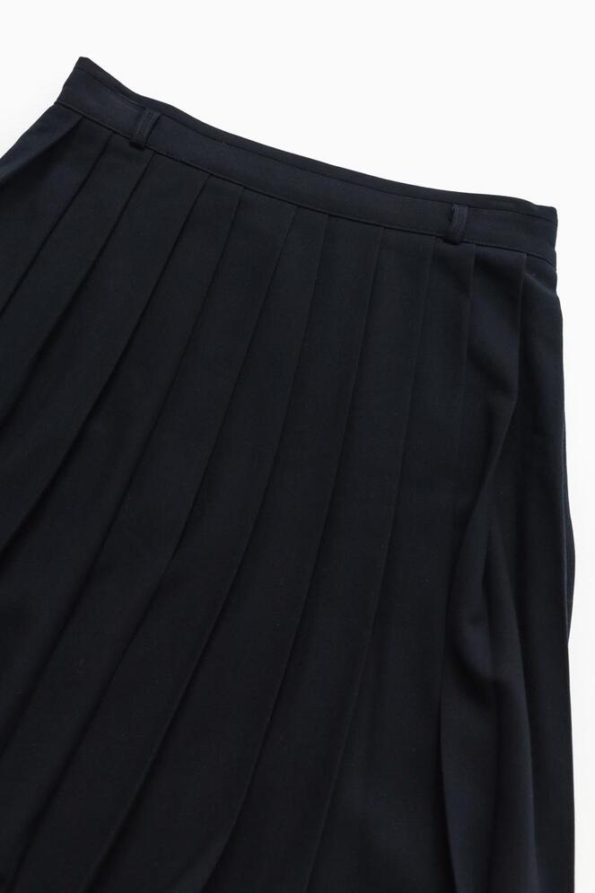 【MORE THAN YESTERDAY】Pleated Long Skirt