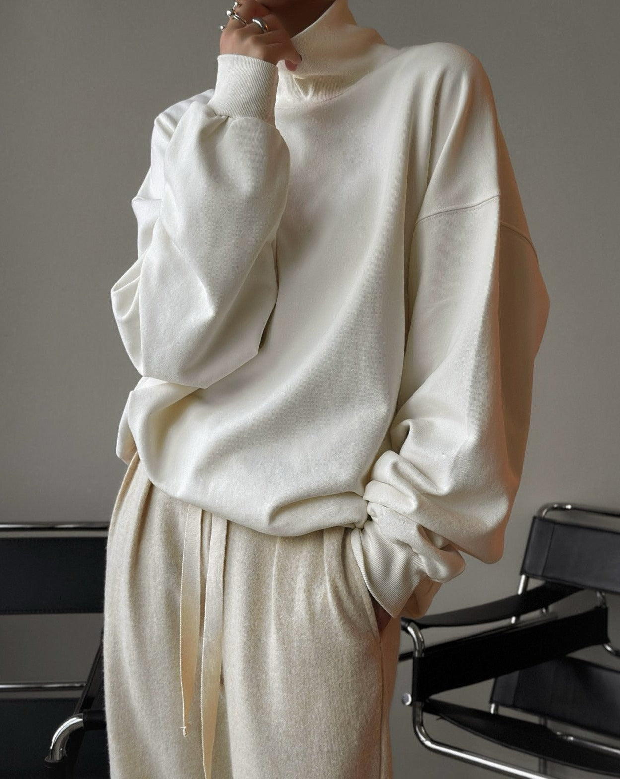 【即納】【PAPERMOON ペーパームーン】AW / Oversized Turtleneck Sweatshirt