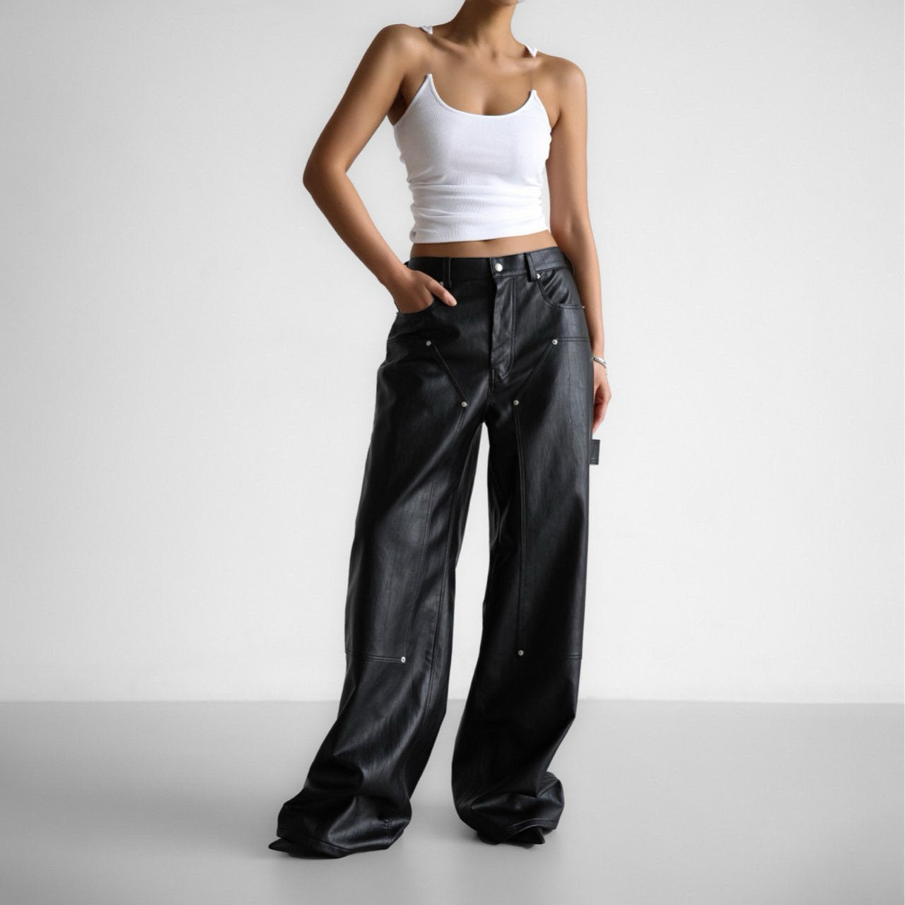 【PAPERMOON ペーパームーン】SS / Vivid Vegan Leather Carpenter Trousers