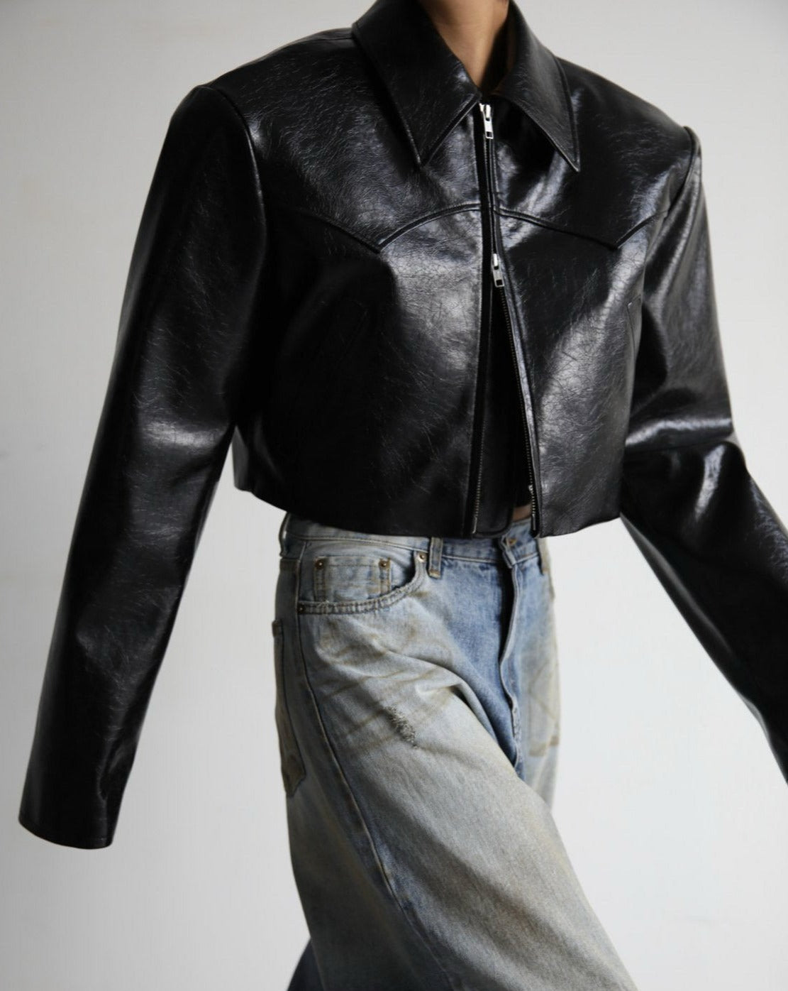 【PAPERMOON ペーパームーン】SS / Western Zipped Up Vegan Leather Cropped Jacket