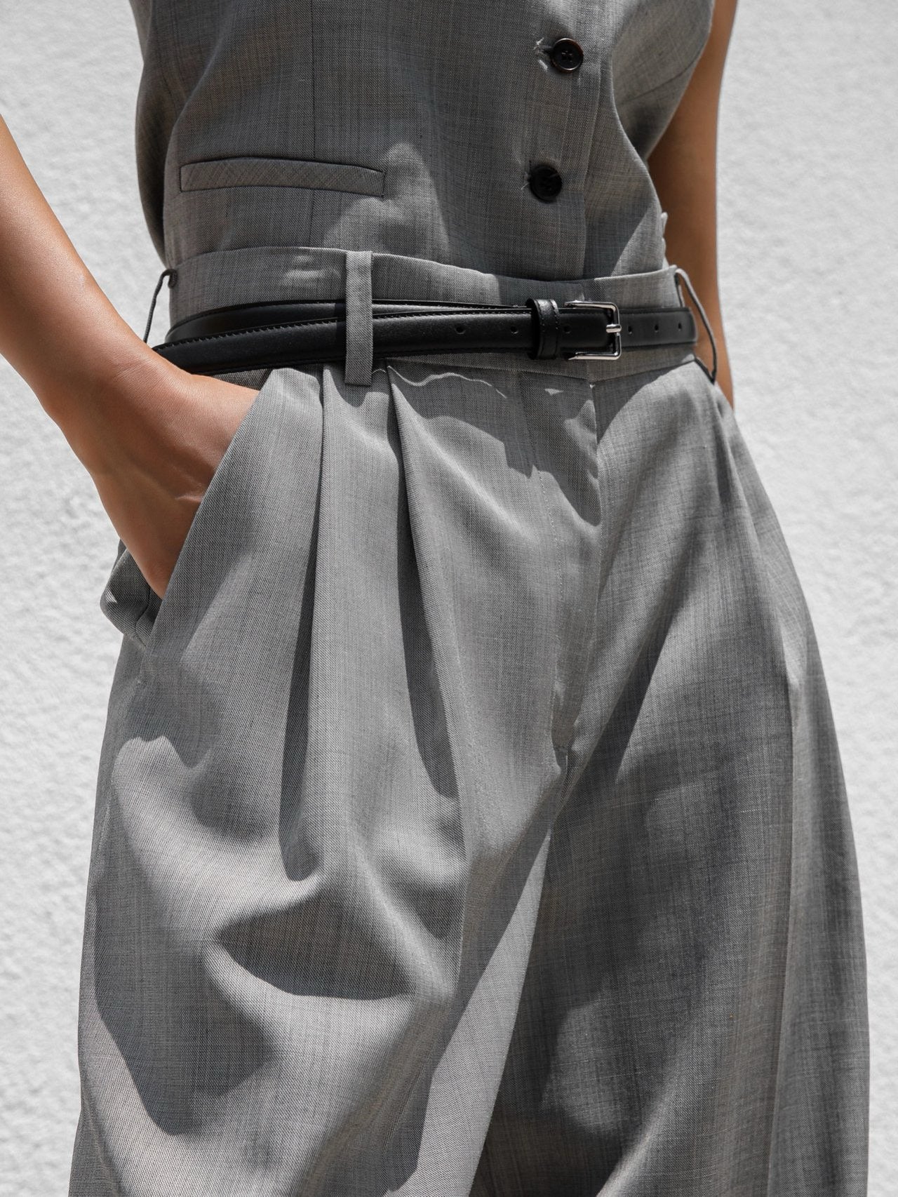 [PAPERMOON] SS / Sharkskin Fabric Pin Tuck Set Up Wide Trousers