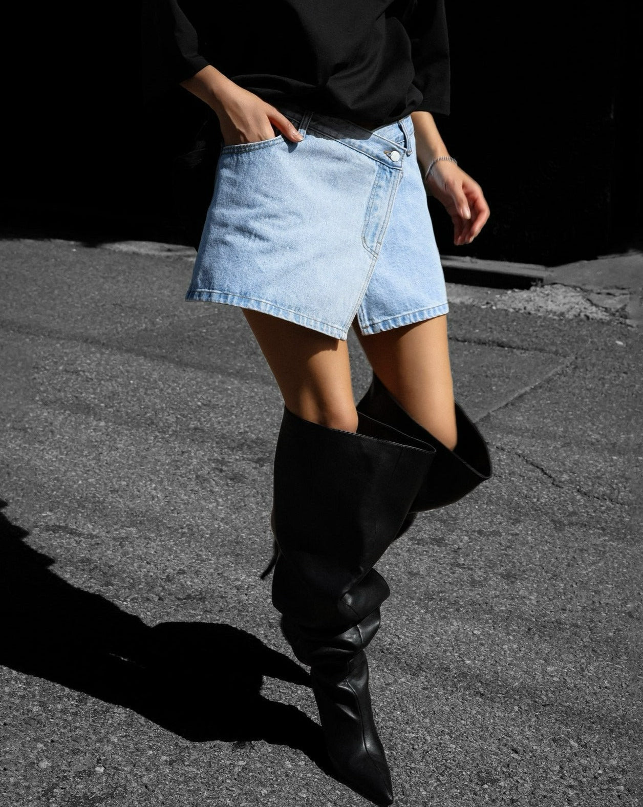 【PAPERMOON ペーパームーン】SS / Washed Blue Denim Zipped Up Wrap Mini Skirt