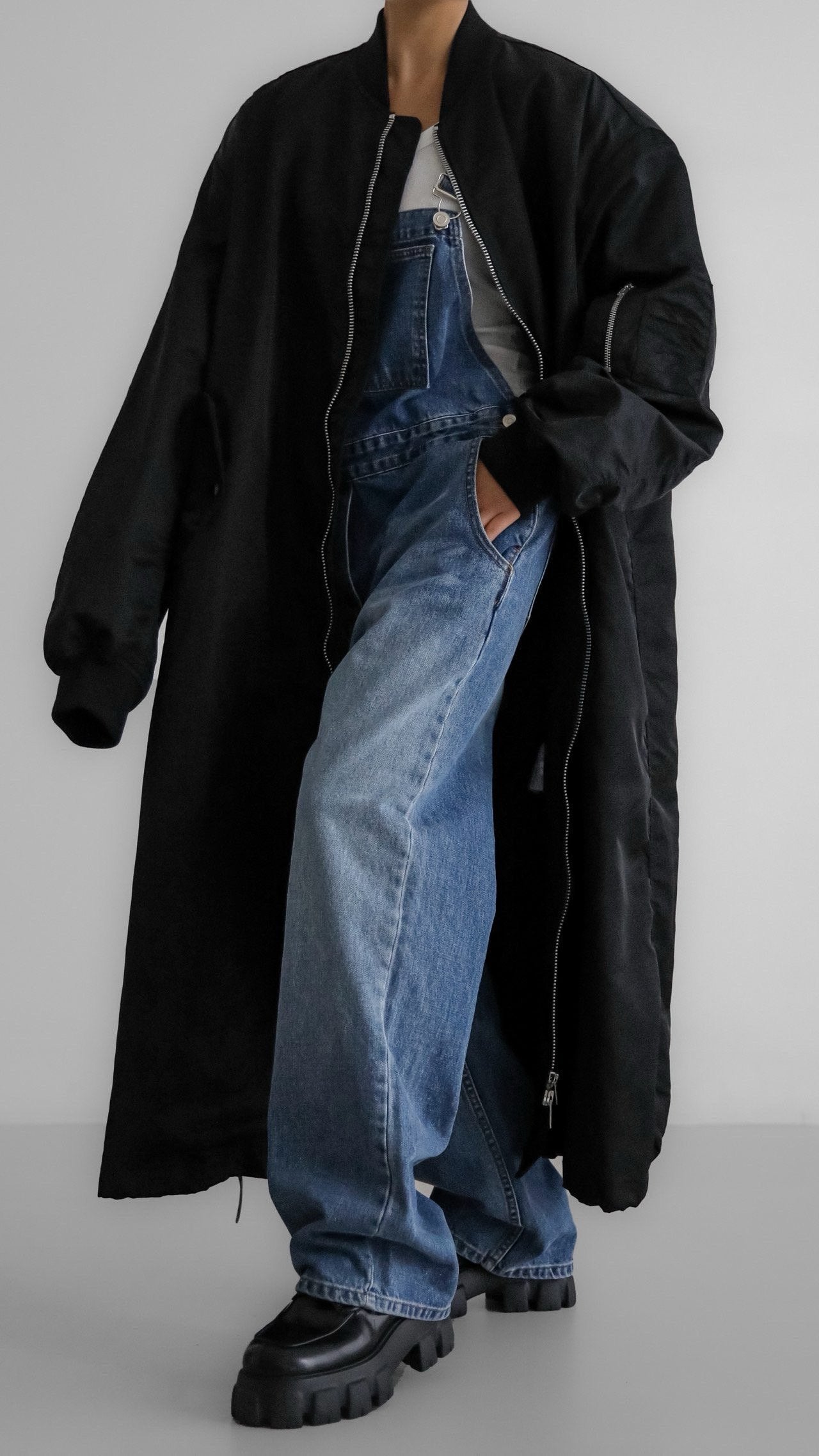 【PAPERMOON ペーパームーン】SS / Oversized Maxi Length Two way Zipped Detail MA - 1 Bomber Coat