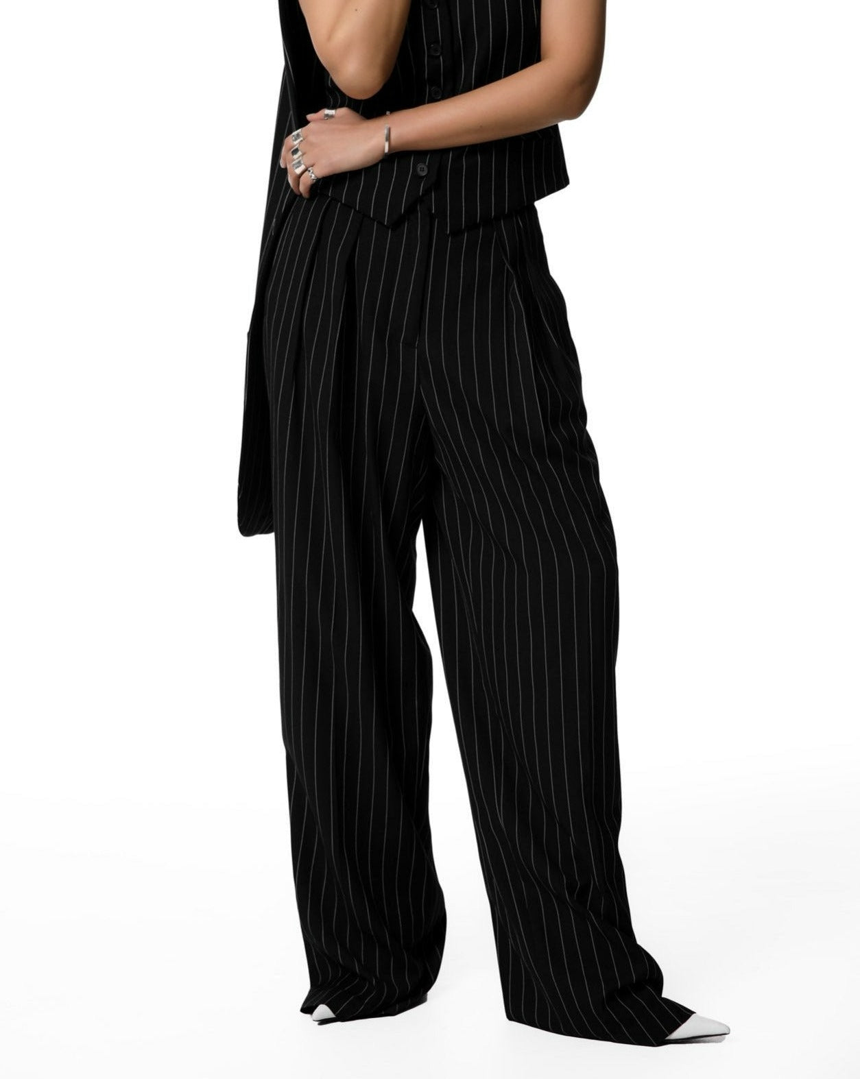 [PAPERMOON] SS / Wide Pin Stripe Set up Suit Pleated Trousers