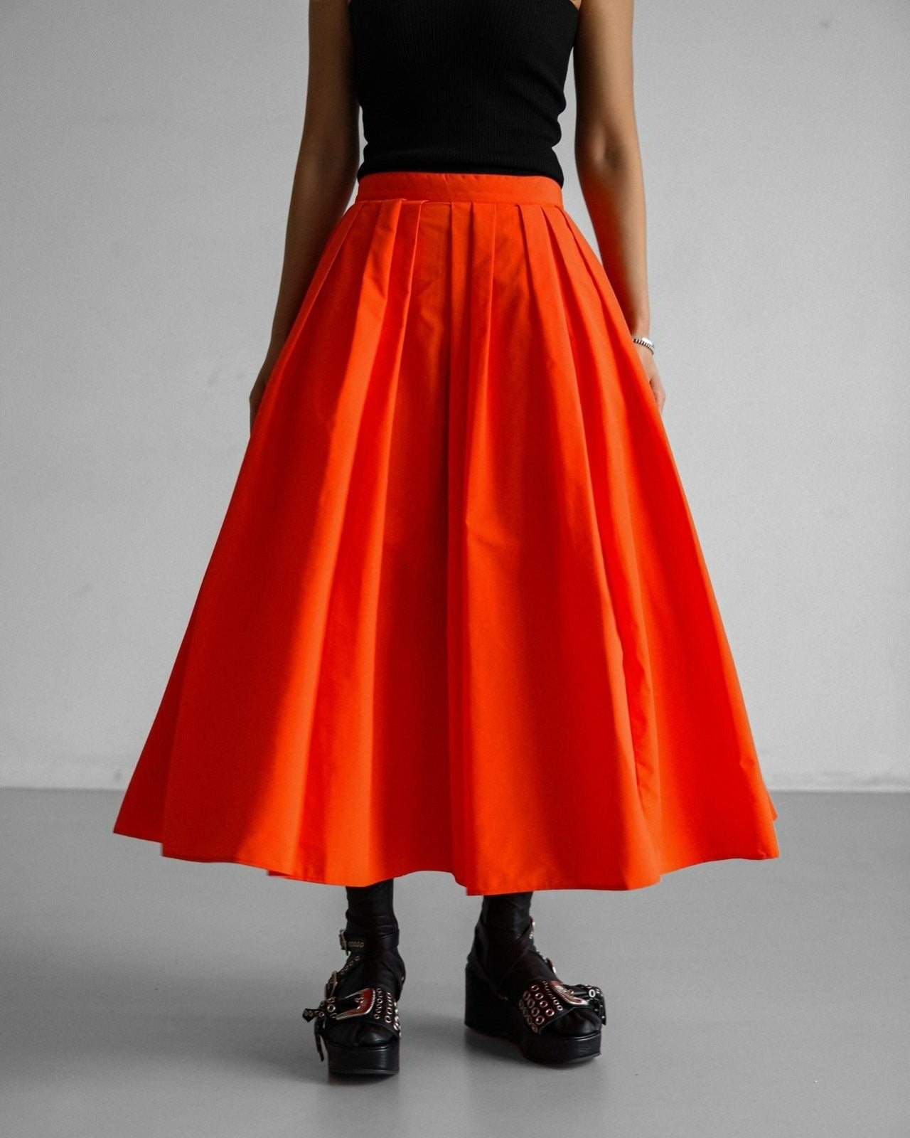 【PAPERMOON ペーパームーン】SS / High Waist Pleated Detail Volume Flared Skirt