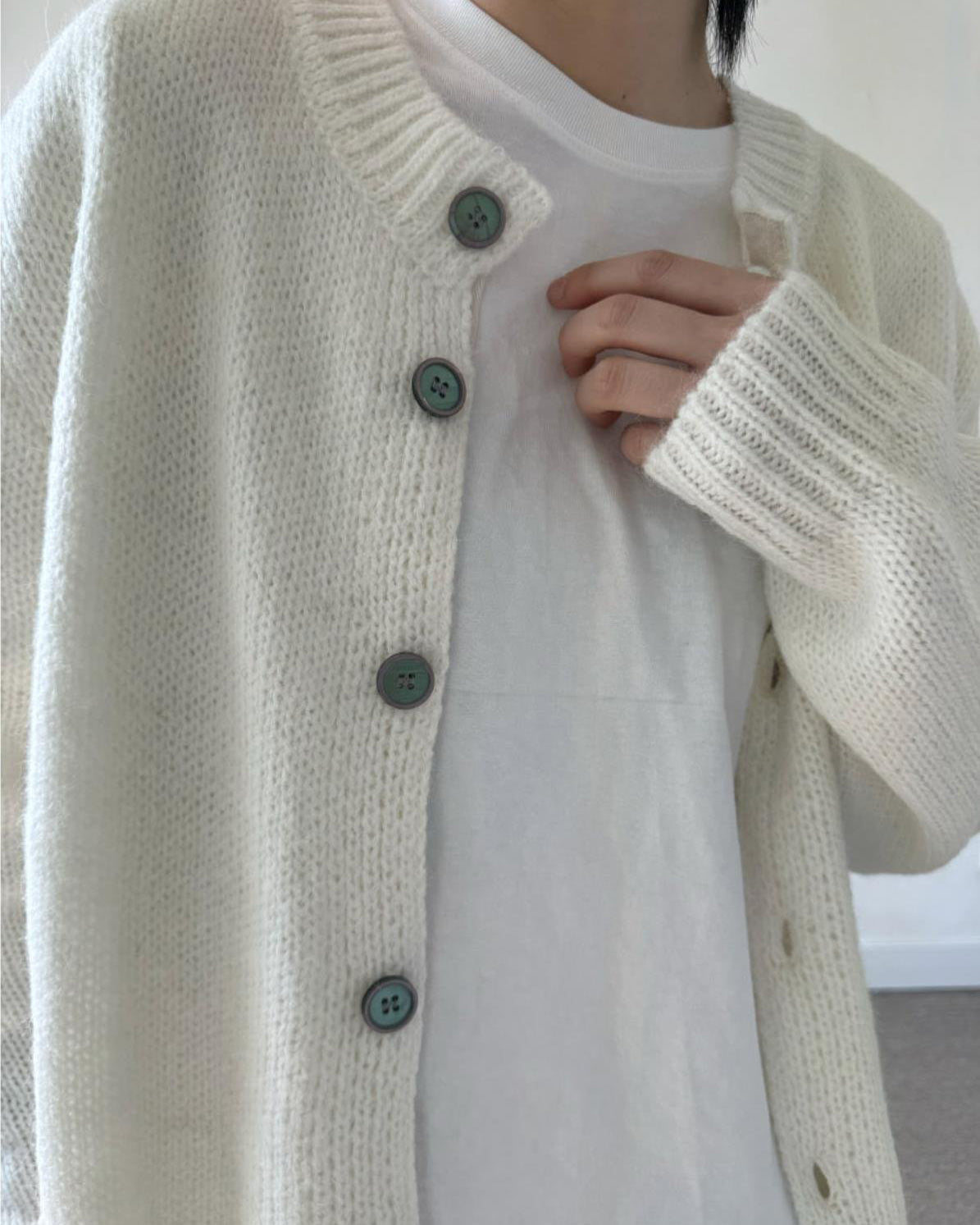 Rouondneck Cardigan